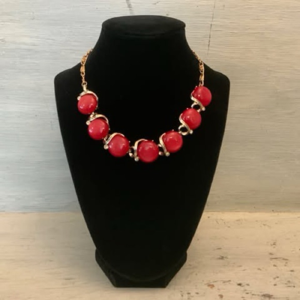 Vintage Red Iridescent Rhinestone Gold Choker Necklace Good‎ Condition